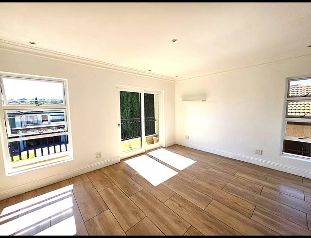 5 BEDROOM GOLF ESTATE FOR SALE IN BLUE VALLEY GOLF ESTATE